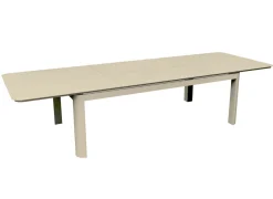 Offre Table Darius - Chaises Darius